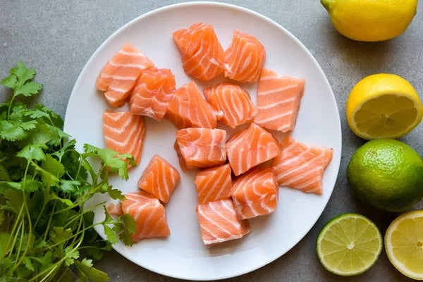 Salmón Trozos idela para ceviche y poke